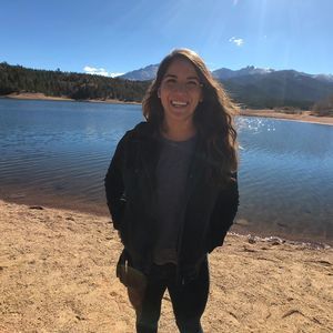 Meet your Posher, Noelia